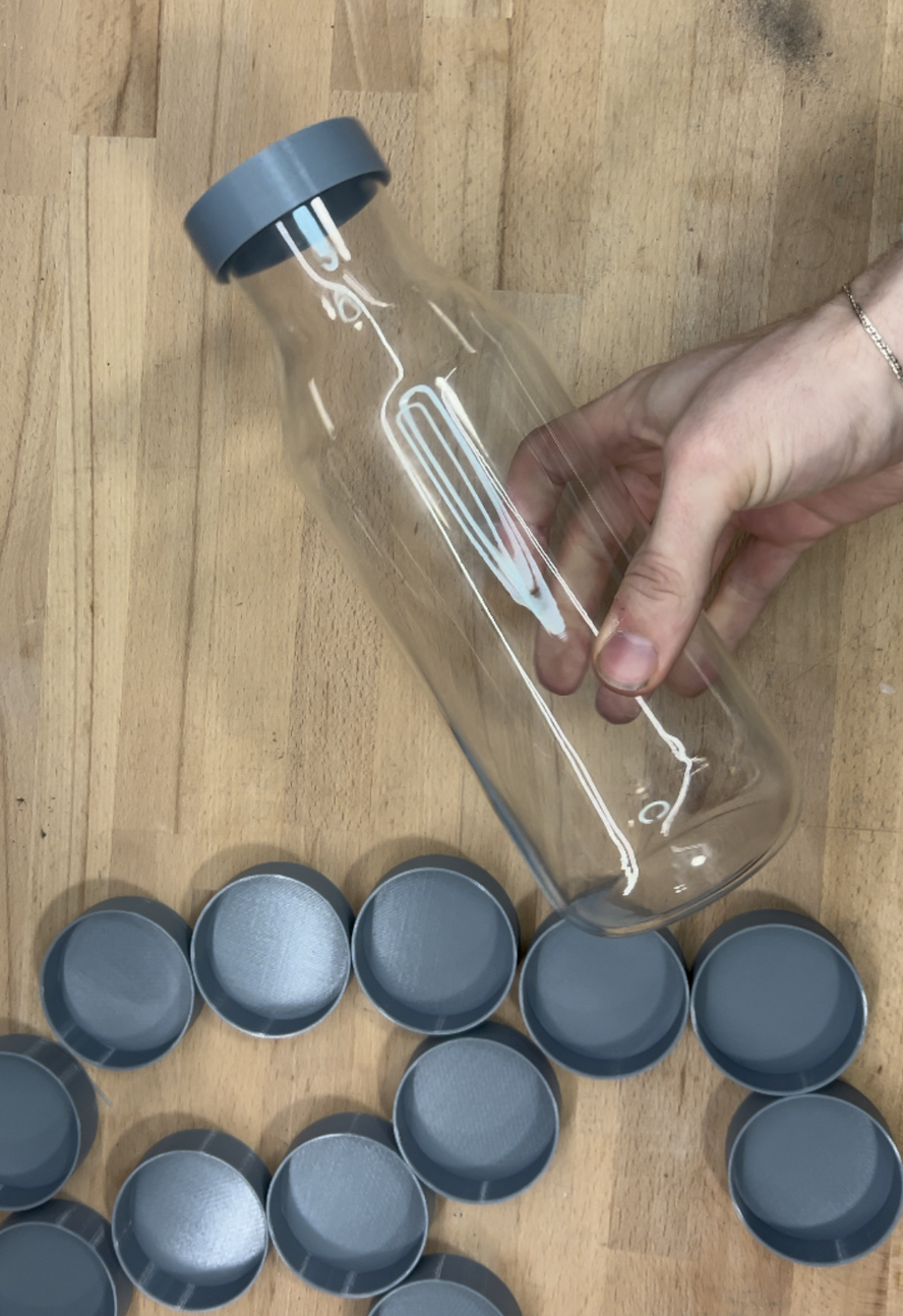 Sériová výroba víček pro síť evropských Franšíz